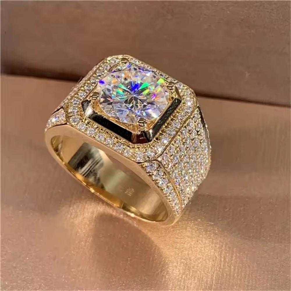 Mens Elegant Gold and Silver Diamond Ring